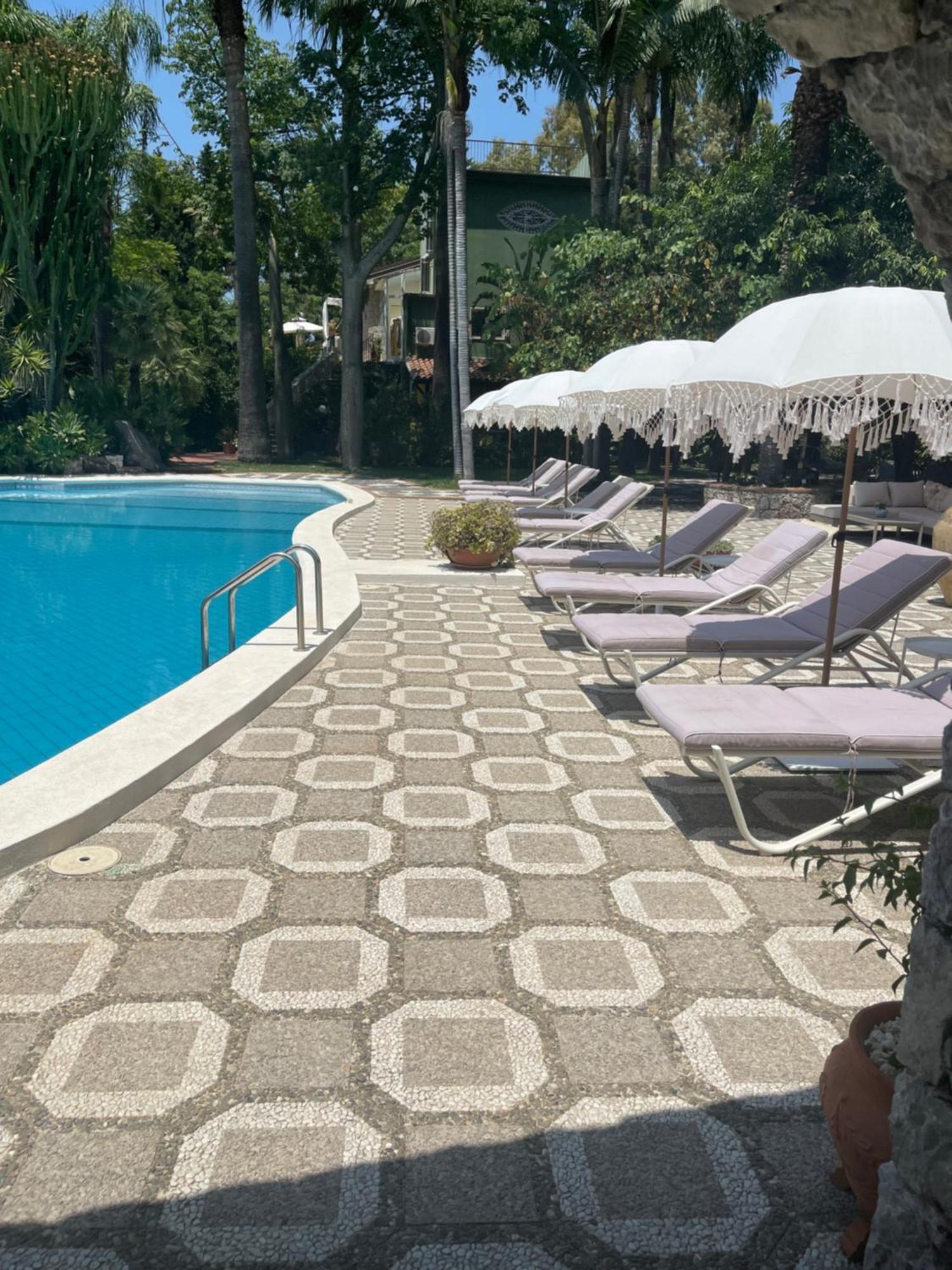 B&B La Villa Giardini Naxos Exterior photo